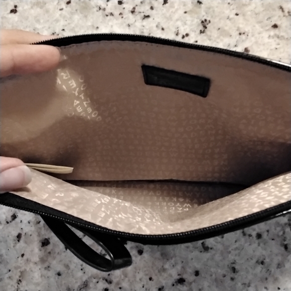 Kate Spade New York "Let Sparks Fly" Georgie Pouch/Clutch/Case - Patent Black - Picture 9 of 10